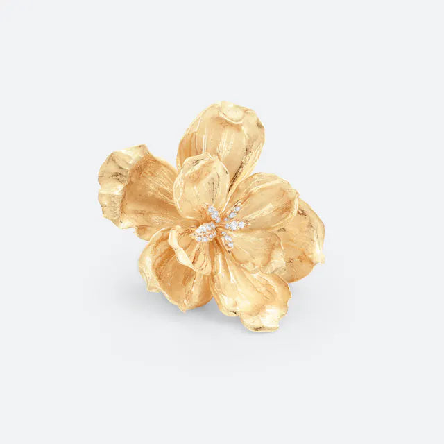 Ole Lynggaard - Wild rose brooch