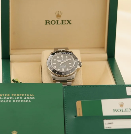 Rolex sea dweller 4000
