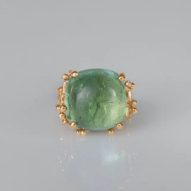 Ole Lynggaard - Boho ring med lysegrøn turmalin - stor - Guldsmed Edens