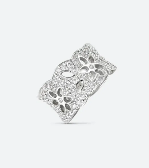 Lace - Ole Lynggaard