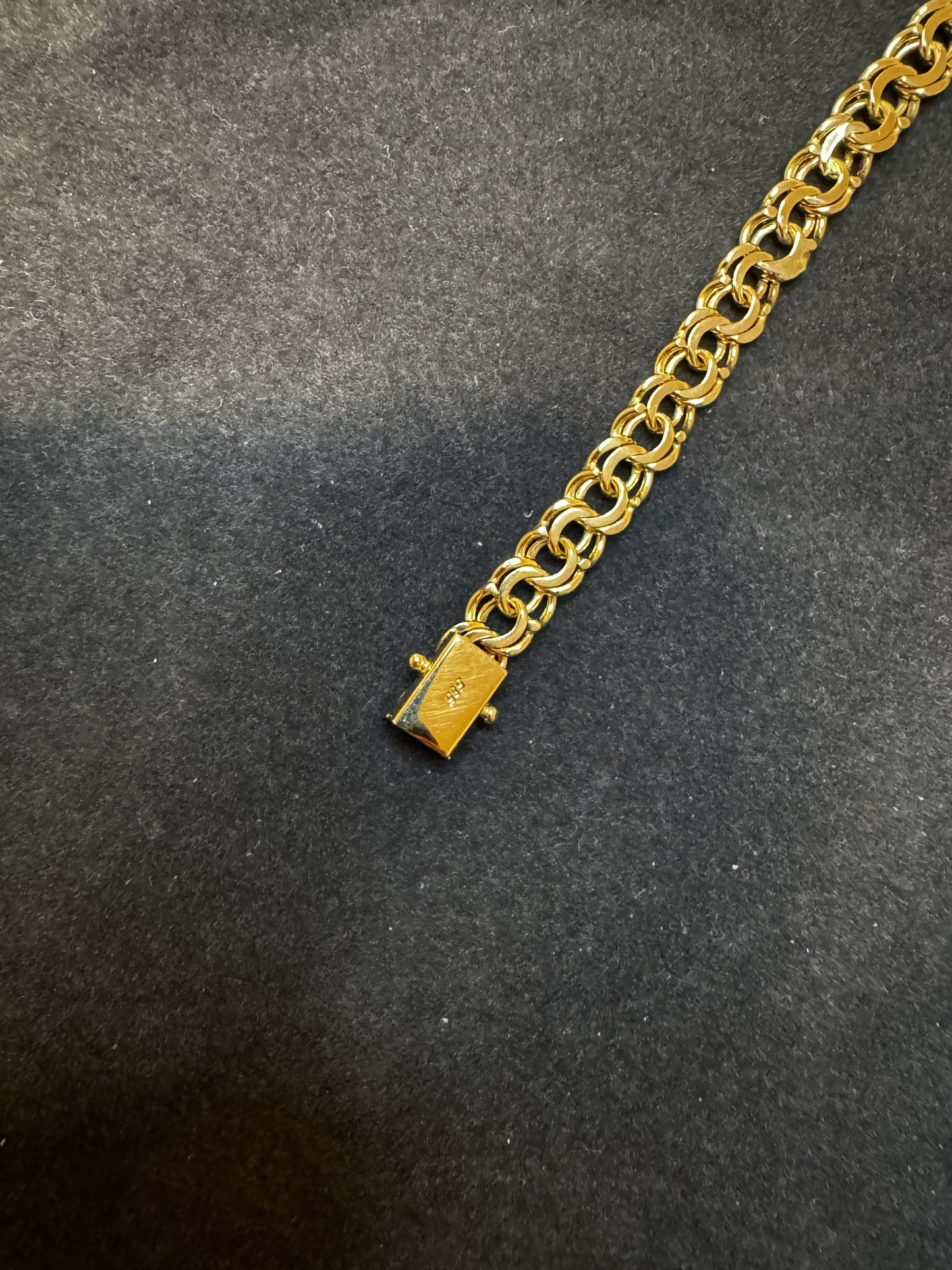 Bismark 14 kt guldarmbånd 13,5 g.