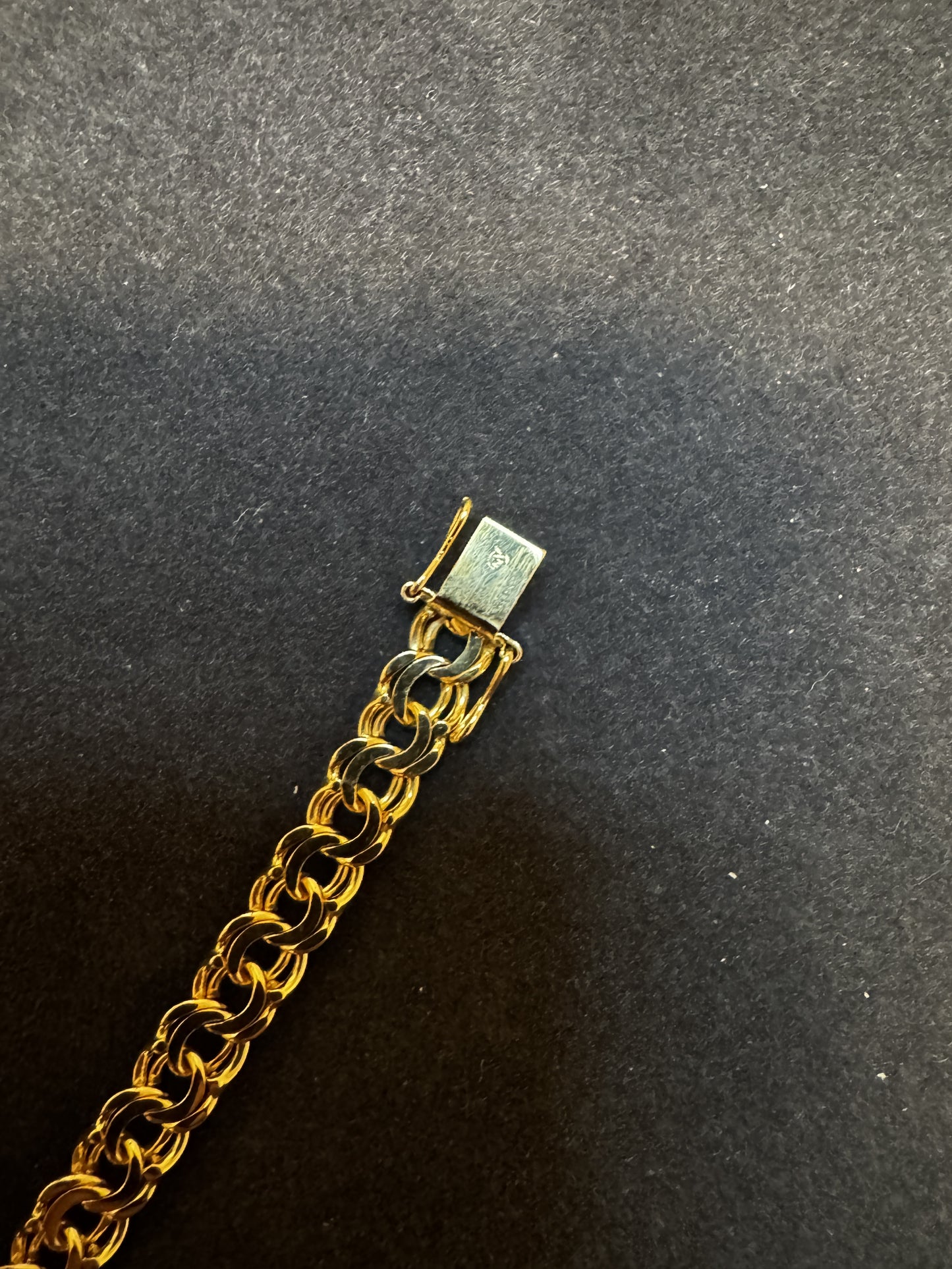 Bismark 14 kt guldarmbånd 13,5 g.