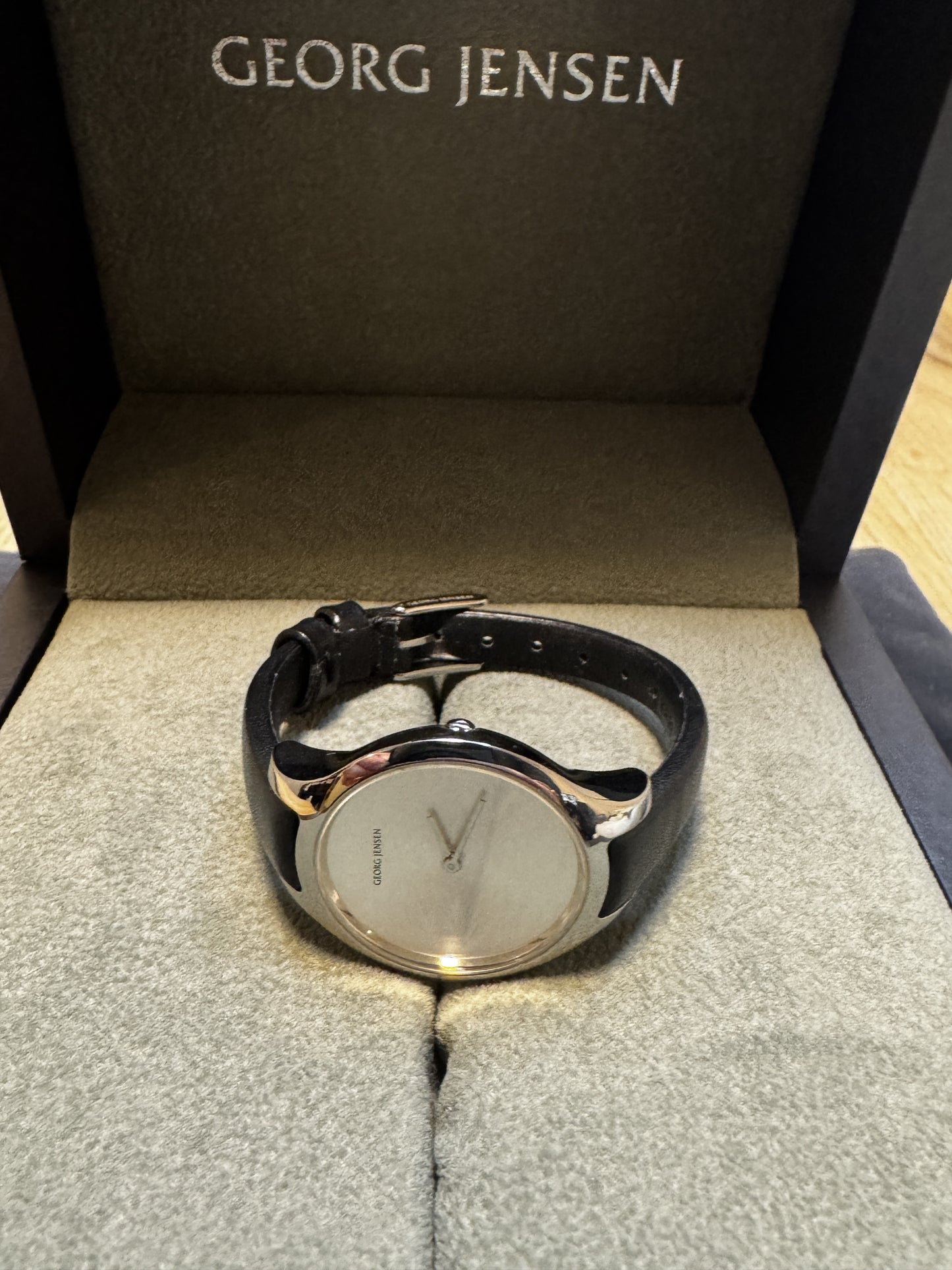 Concave Sonray dame ur fra Georg Jensen