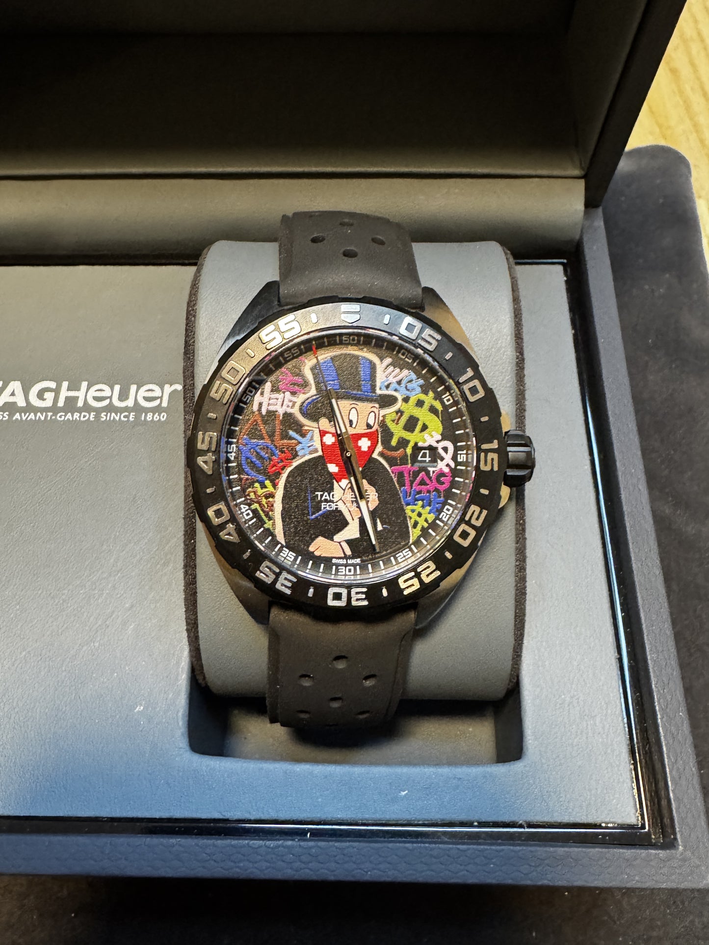 Tag Heuer Formula Special Edition Alec Monopoly fra 2017