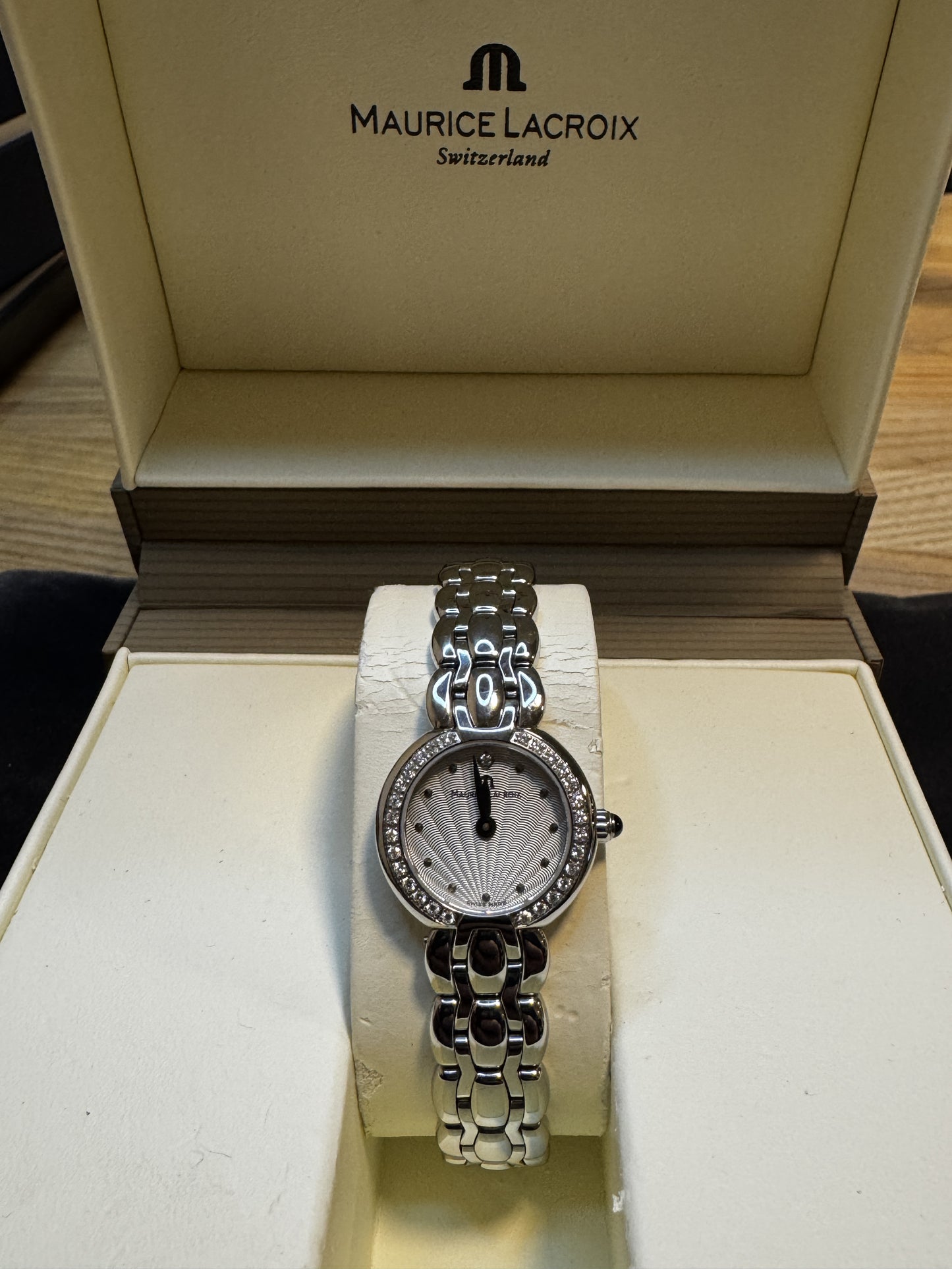 Maurice Lacroix dame ur med diamanter