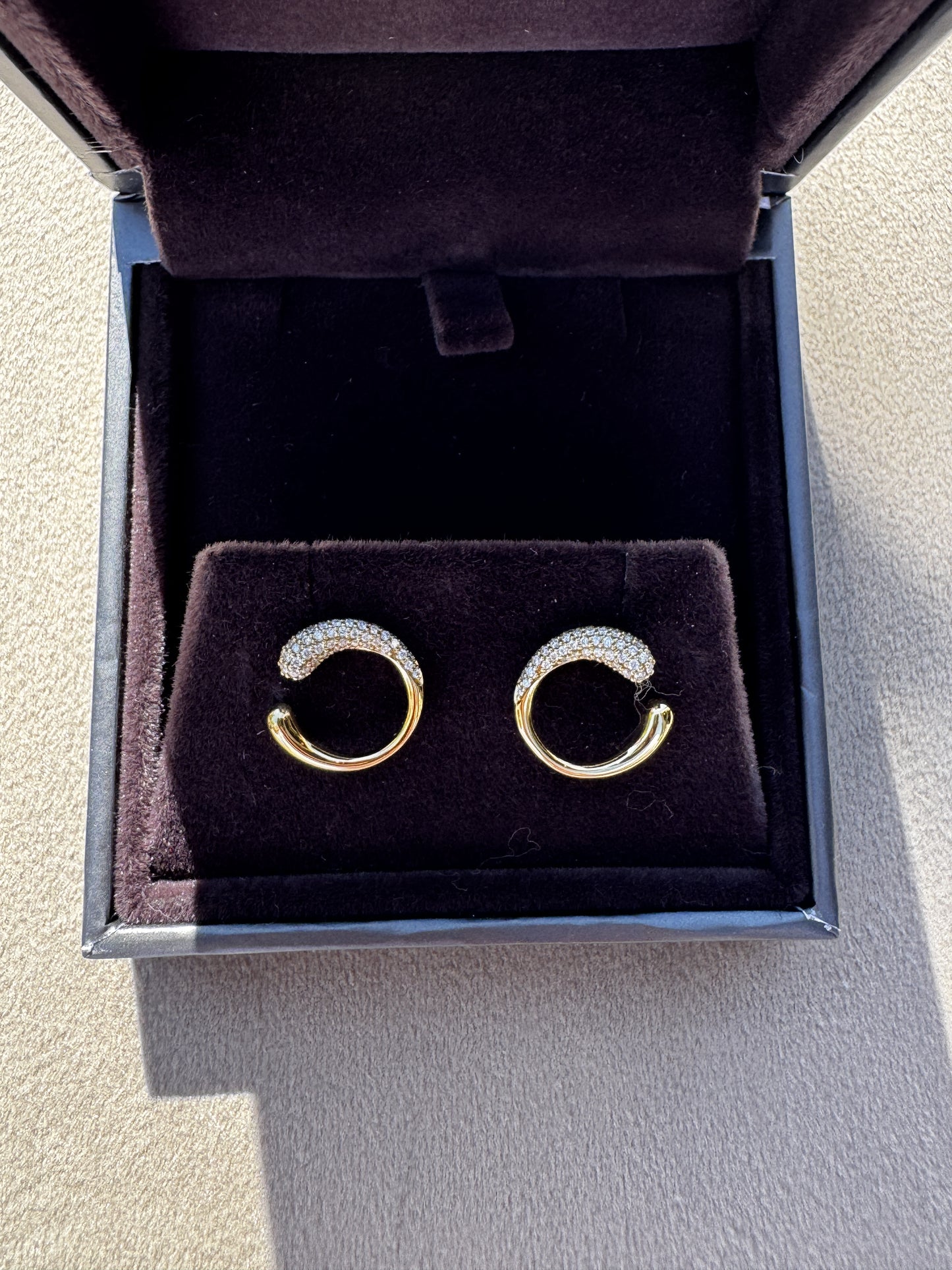 Vintage Georg Jensen Mercy Øreringe i 18 kt Guld med Brillanter - Guldsmed Edens