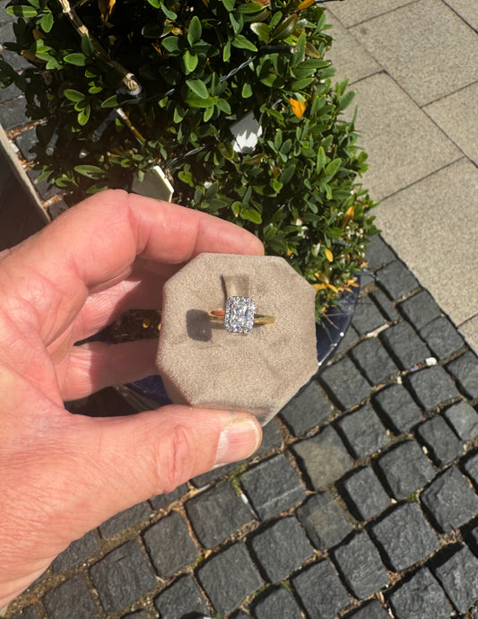 Frierring med radiantslebet diamant - Guldsmed Edens