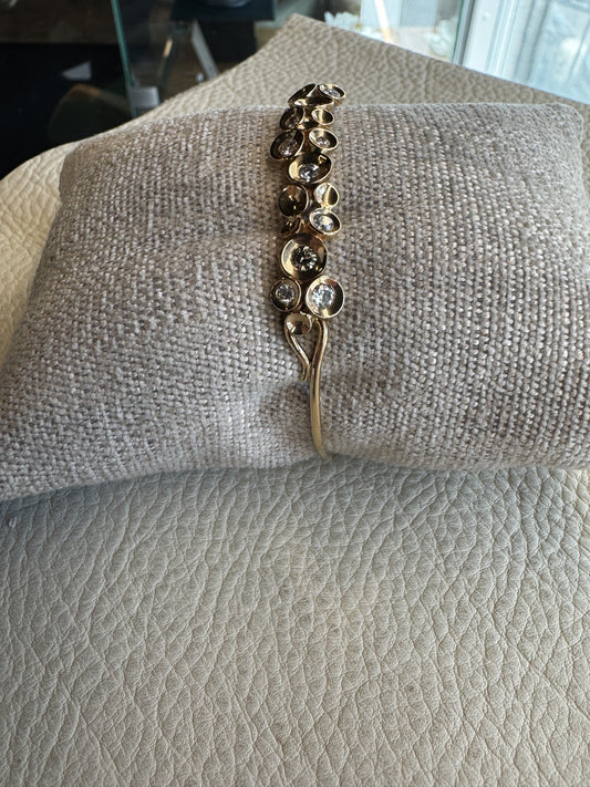 Edens design - 14 kt guld armring med brillanter